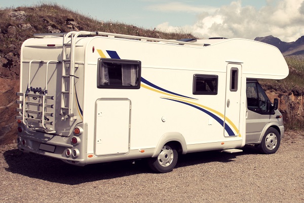 Motorhome Vehicles Or Camp Trailers: Which Is Better?