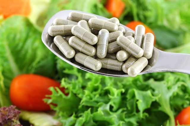 Whole Foods vs. Food Supplements: The Battle of Two Different Nutrient Sources