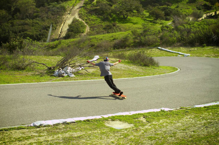 downhill-skateboarding