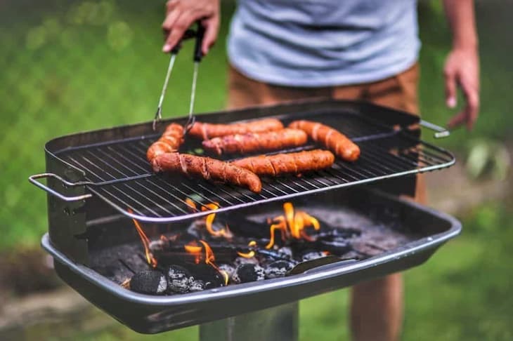 Charcoal vs. Gas vs. Electric Outdoor Grills
