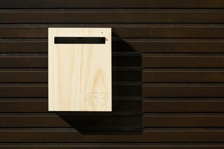 wall_mounted_letterbox