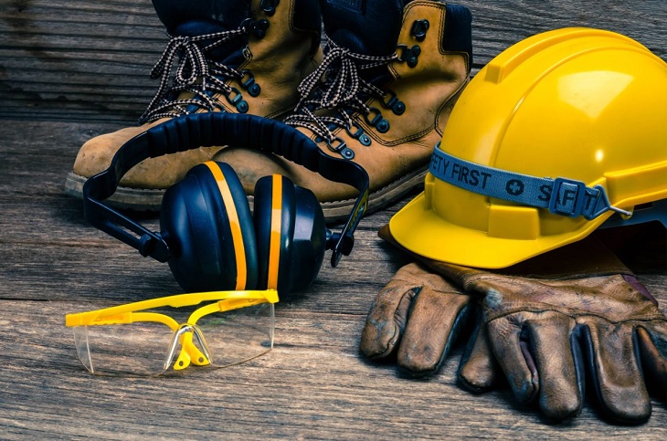 Safety vs. Risk: Personal Protective Equipment Guide