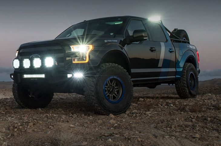 Spotlights vs Floodlights: Which Ones Are Best Suited for Your 4×4?