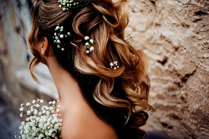bridesmaid hairstyle and makeup look